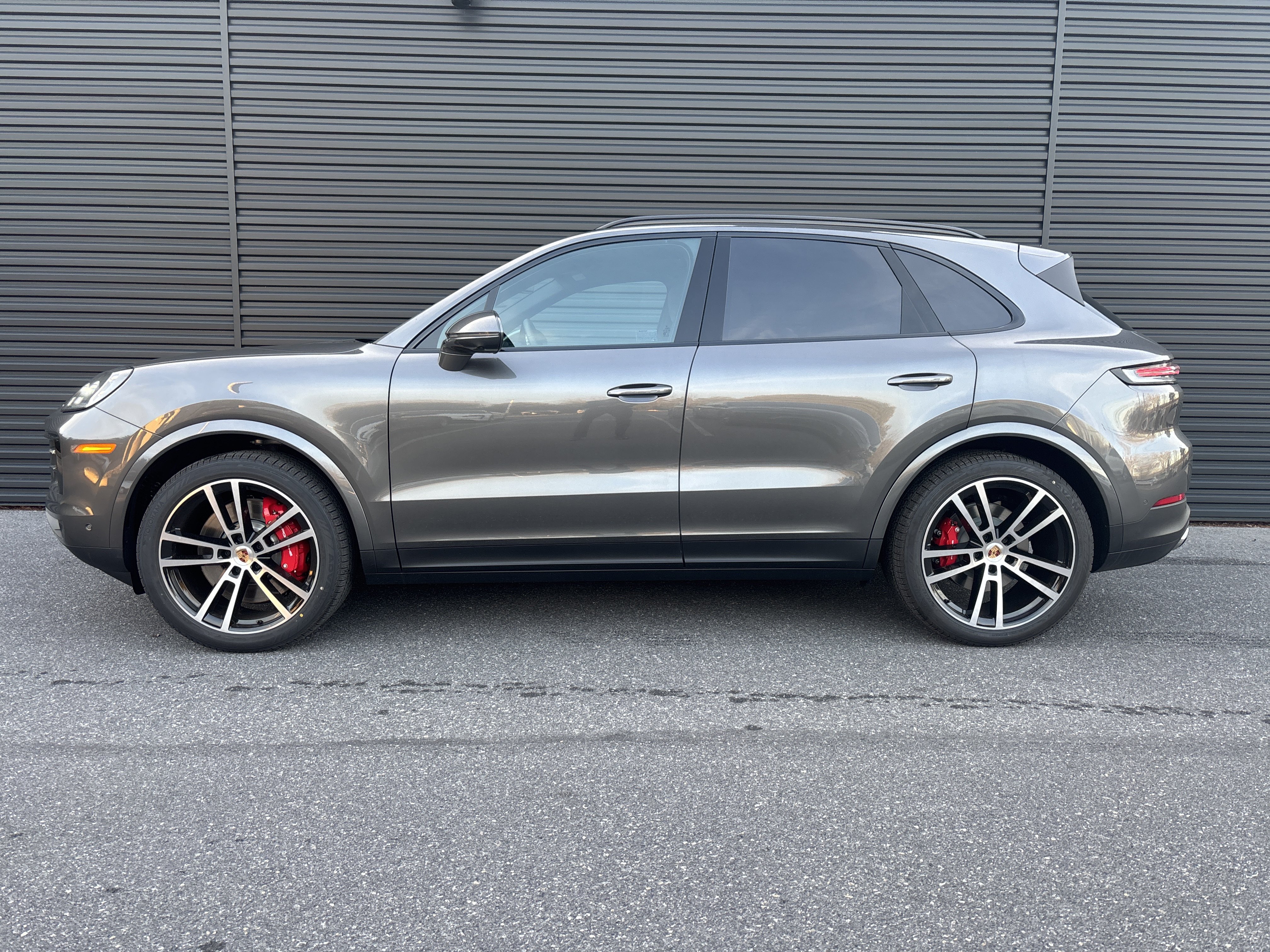 New 2026 Porsche Cayenne S AWD/4WD image 2