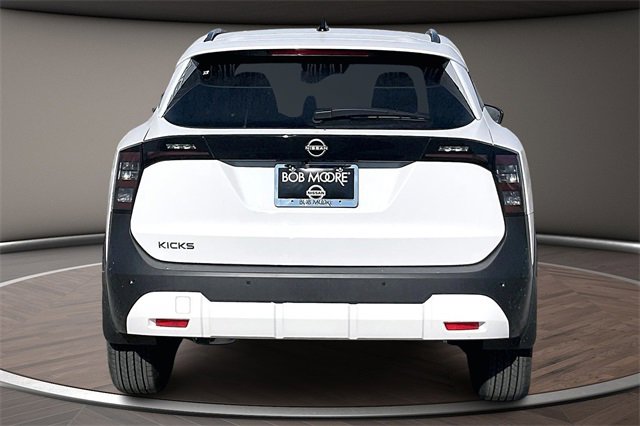 New 2026 Nissan Kicks SV w/ SV Premium Package image 4