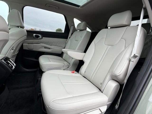 Used 2025 Kia Sorento SX image 20