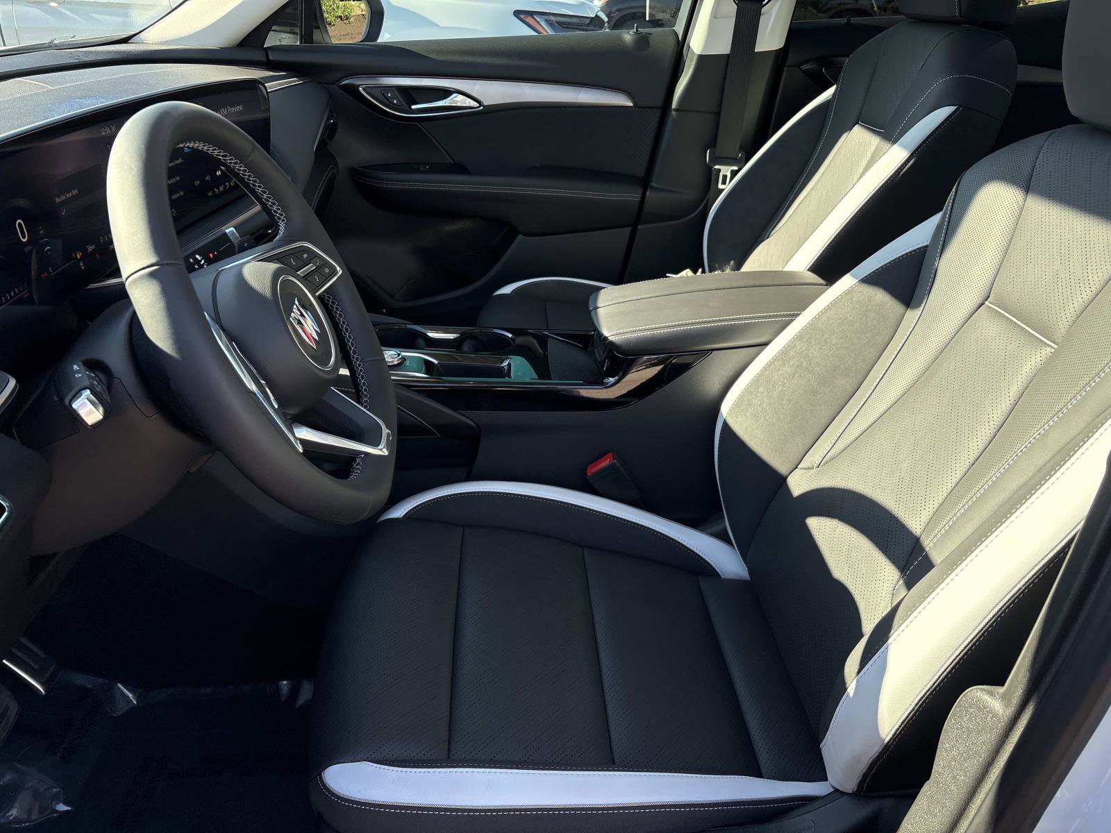 Used 2024 Buick Envision Sport Touring image 15