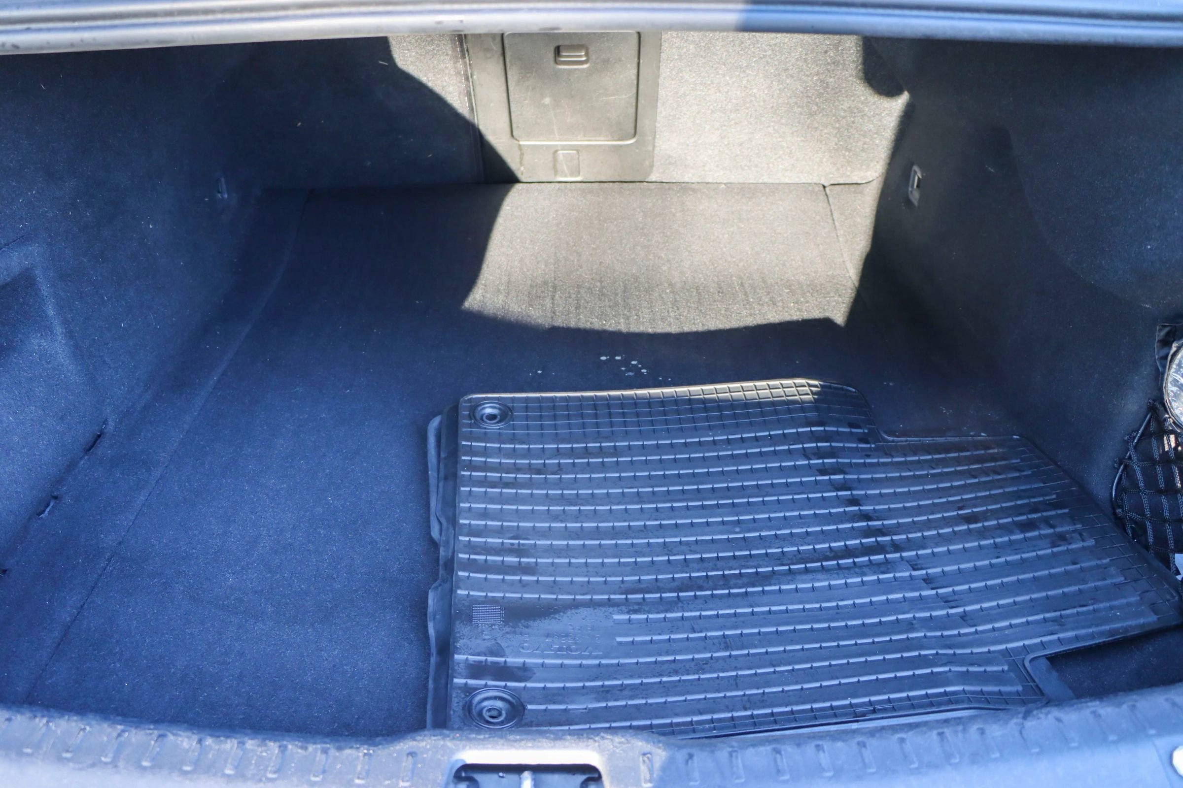 Used 2019 Volvo S90 T6 Momentum image 24