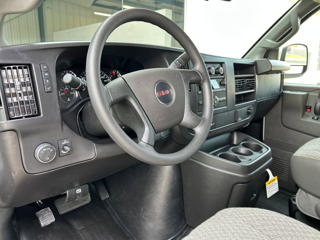 New 2026 GMC Savana 3500 Work Van 3D Extended Cargo Van RWD image 9