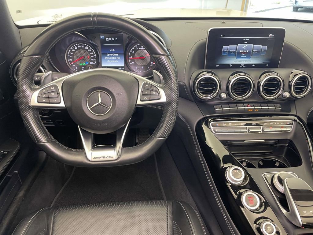 Used 2018 Mercedes-Benz AMG GT Roadster image 22