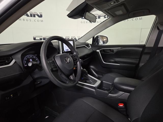 Used 2024 Toyota RAV4 LE image 17