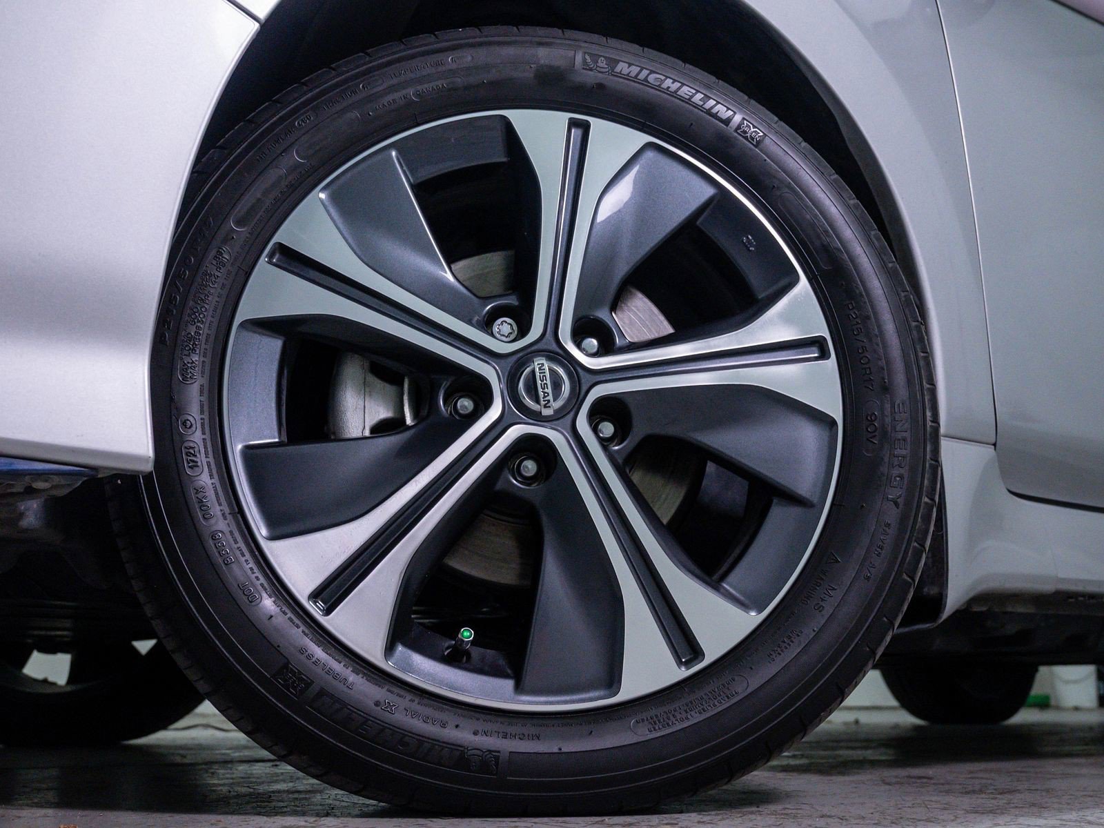 Used 2022 Nissan Leaf SV Plus FWD image 6