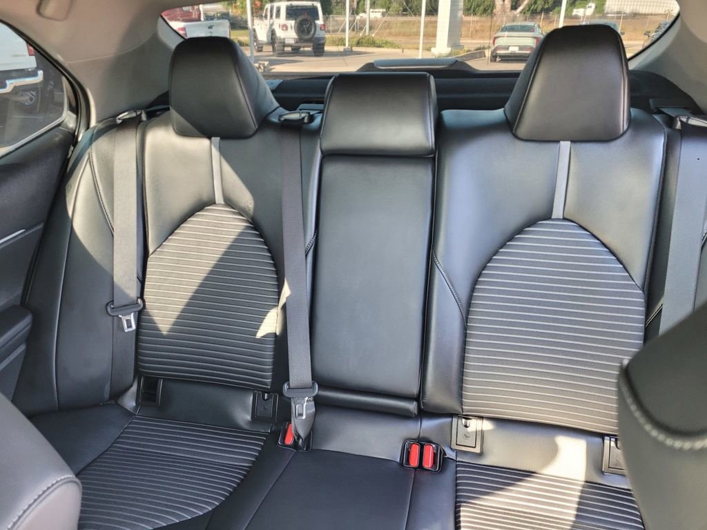 Used 2023 Toyota Camry SE w/ Convenience Package FWD image 10