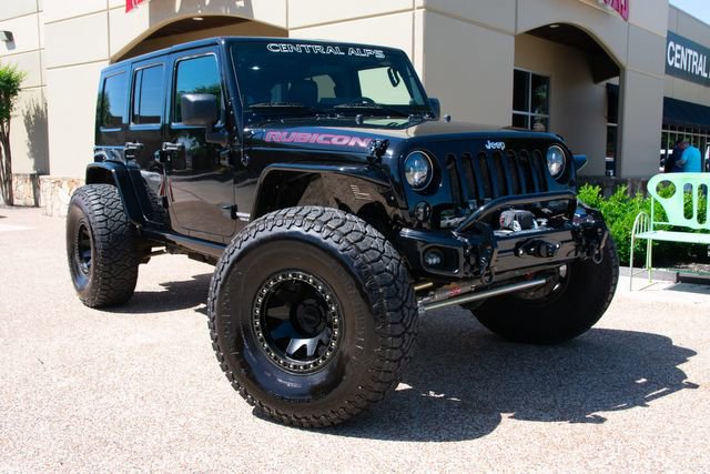 Used 2009 Jeep Wrangler Unlimited Rubicon w/ Dual Top Group