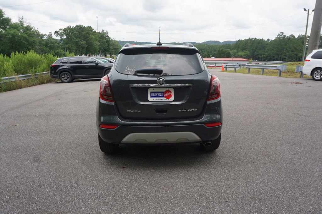 Used 2017 Buick Encore Essence FWD image 18
