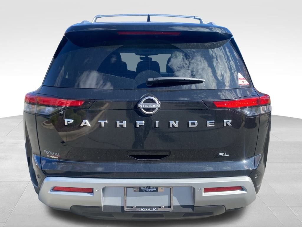 New 2025 Nissan Pathfinder SL image 6