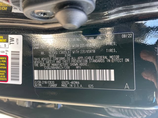 Used 2022 Toyota Highlander XLE AWD/4WD image 26
