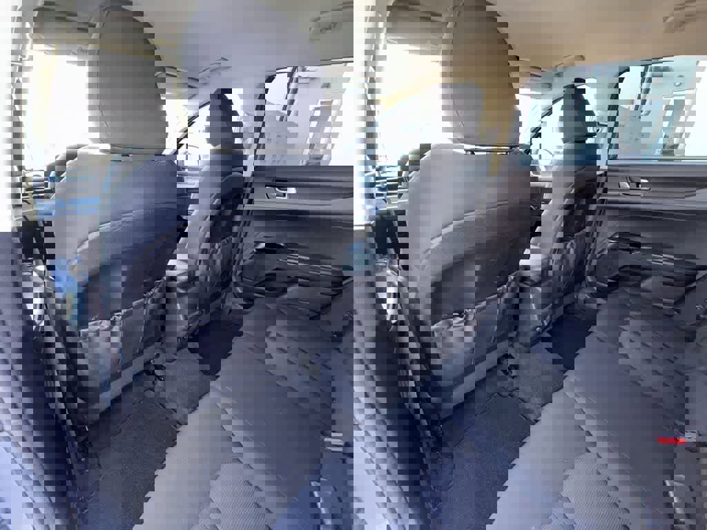 Used 2022 Kia K5 LXS image 12