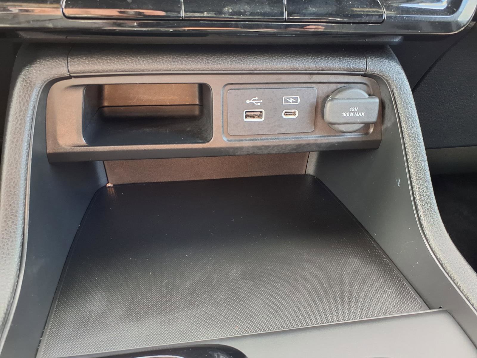 Certified 2025 Honda Pilot Sport image 8