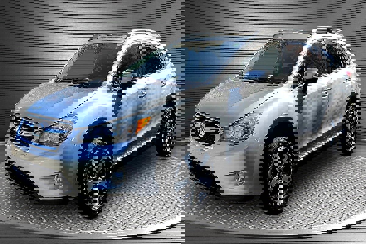 Used 2015 Subaru Crosstrek Touring w/ Popular Package #1 image 3