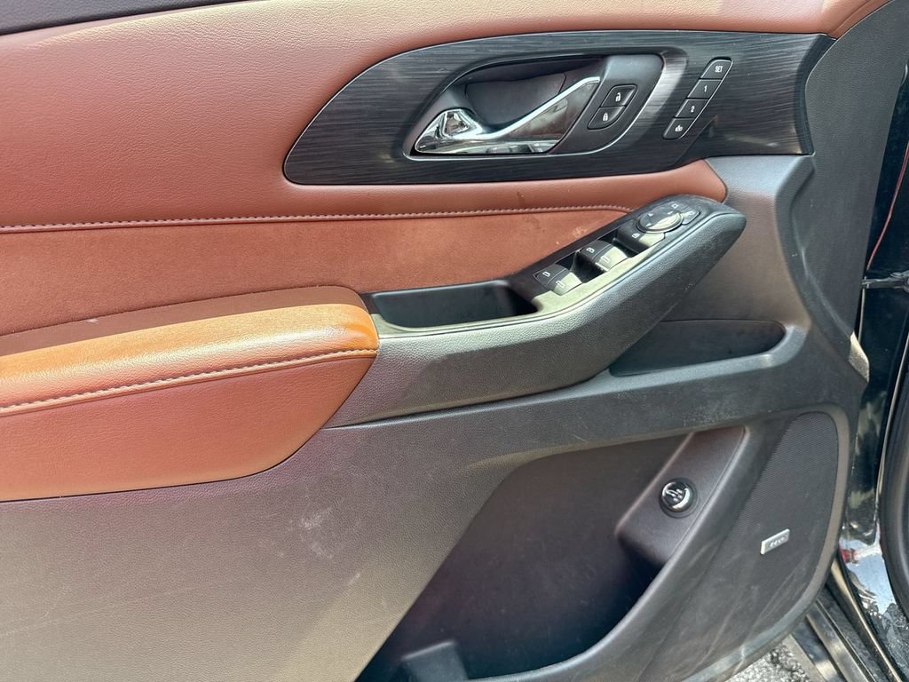 Used 2018 Chevrolet Traverse High Country AWD/4WD image 17