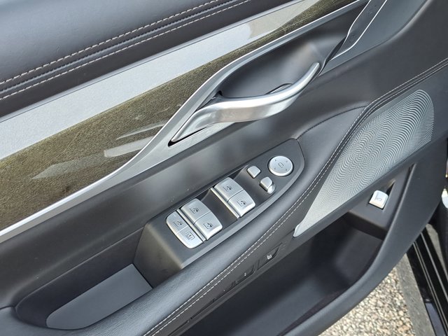 Used 2019 BMW M760i xDrive w/ Luxury Rear Seating Package image 22