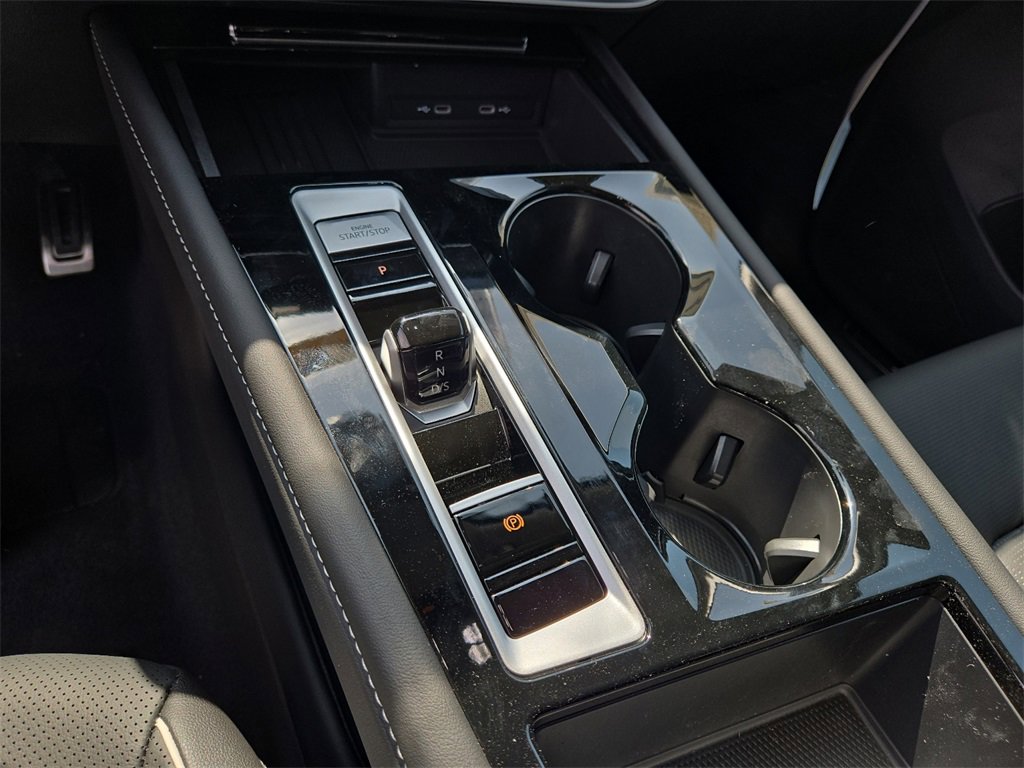 New 2025 Volkswagen Atlas SEL Premium R-Line image 24