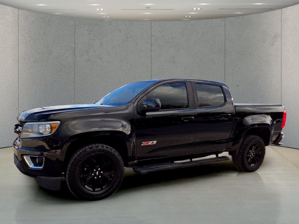 Used 2020 Chevrolet Colorado Z71 w/ Z71 Midnight Edition RWD image 11