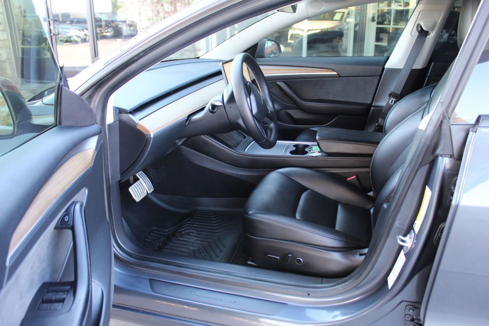 Used 2022 Tesla Model 3 Performance image 9