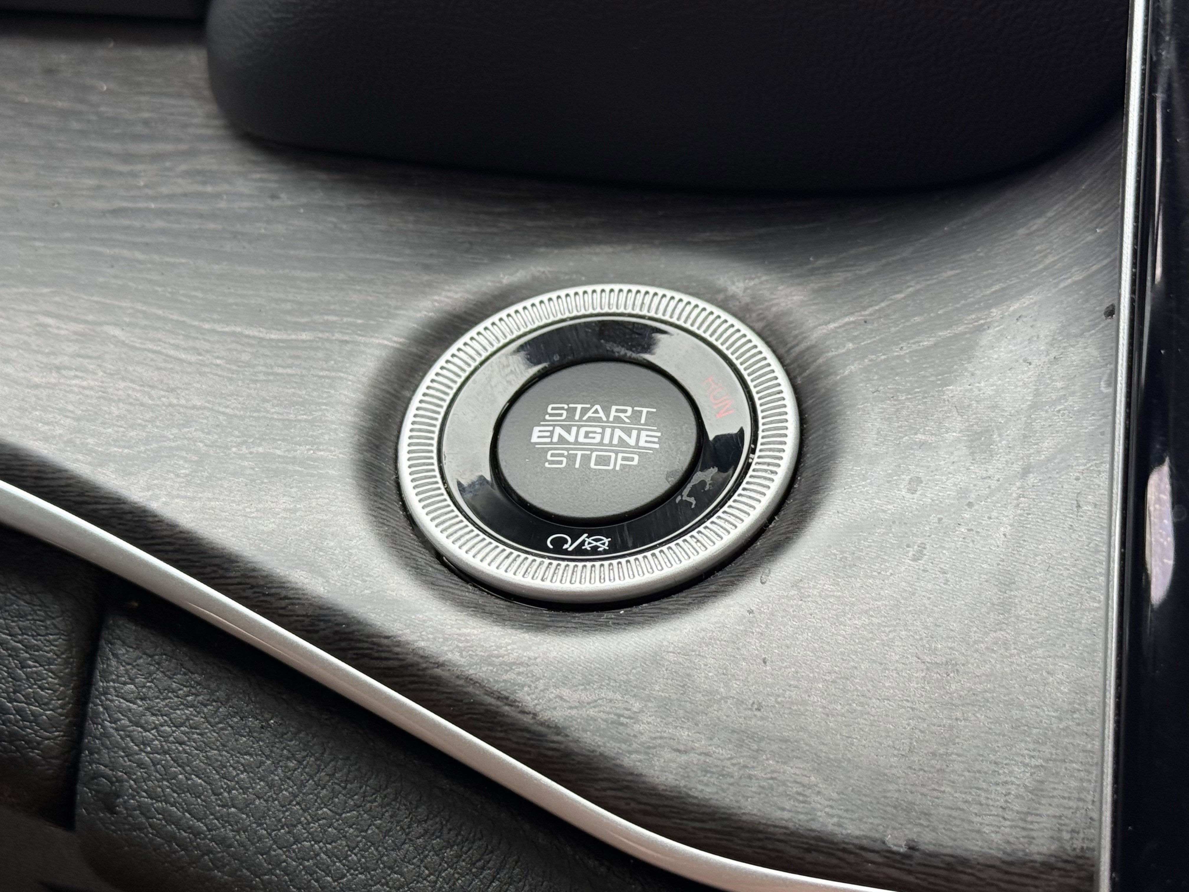 Used 2023 Jeep Grand Cherokee L Limited w/ Trailer Tow Group (B) image 25