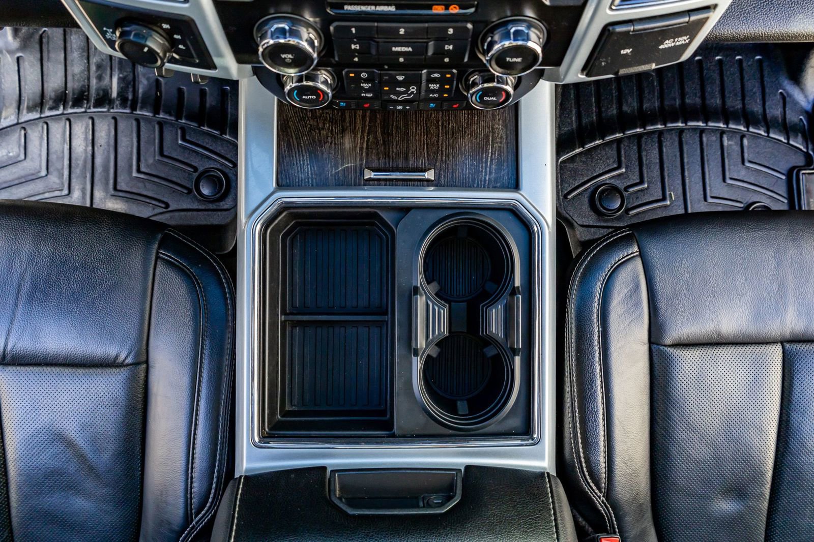 Used 2020 Ford F250 Lariat image 26