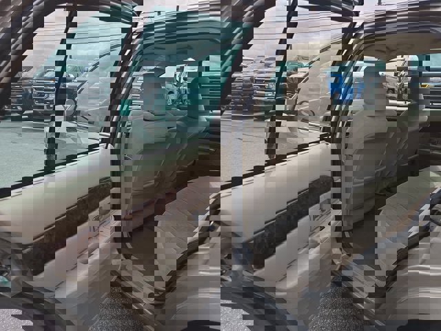 Used 2005 Mercury Grand Marquis GS image 10