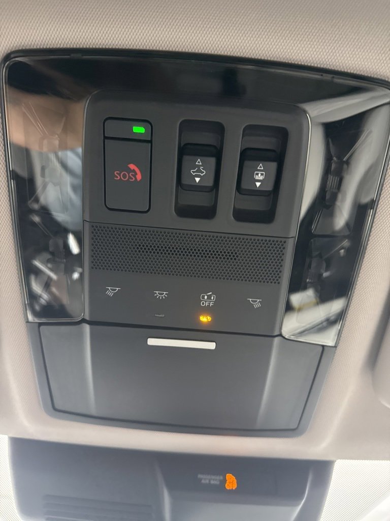 New 2025 Mitsubishi Outlander SEL image 26