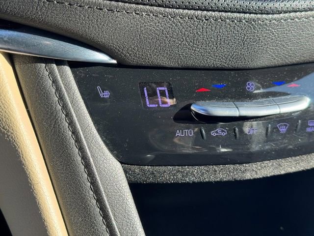 Used 2018 Cadillac XT5 Luxury w/ Driver Awareness Package image 22