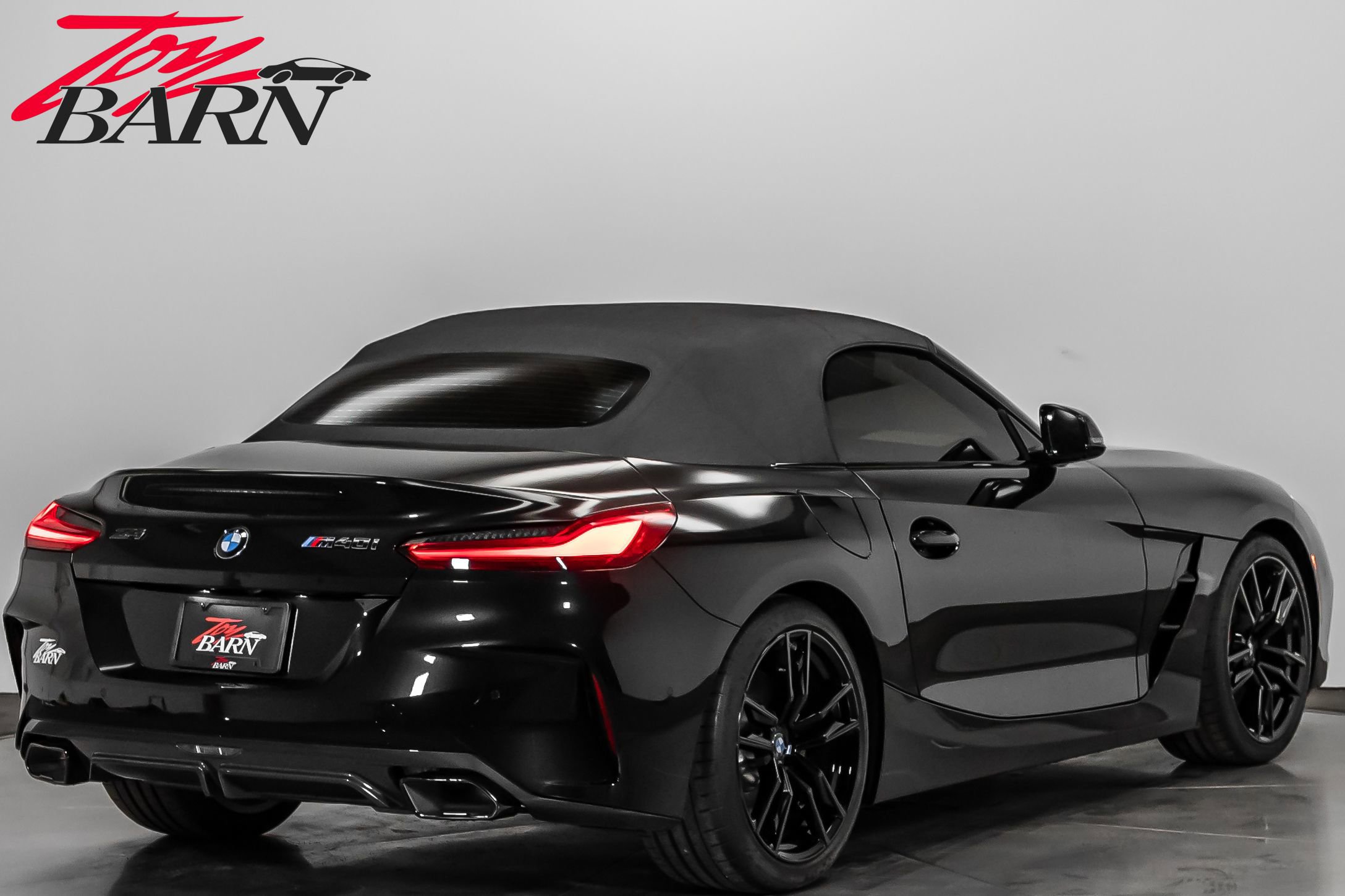 Used 2025 BMW Z4 M40i w/ Edition image 13