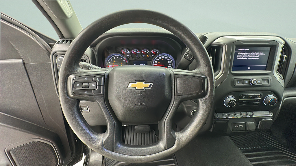 Used 2024 Chevrolet Silverado 1500 Custom AWD/4WD image 17