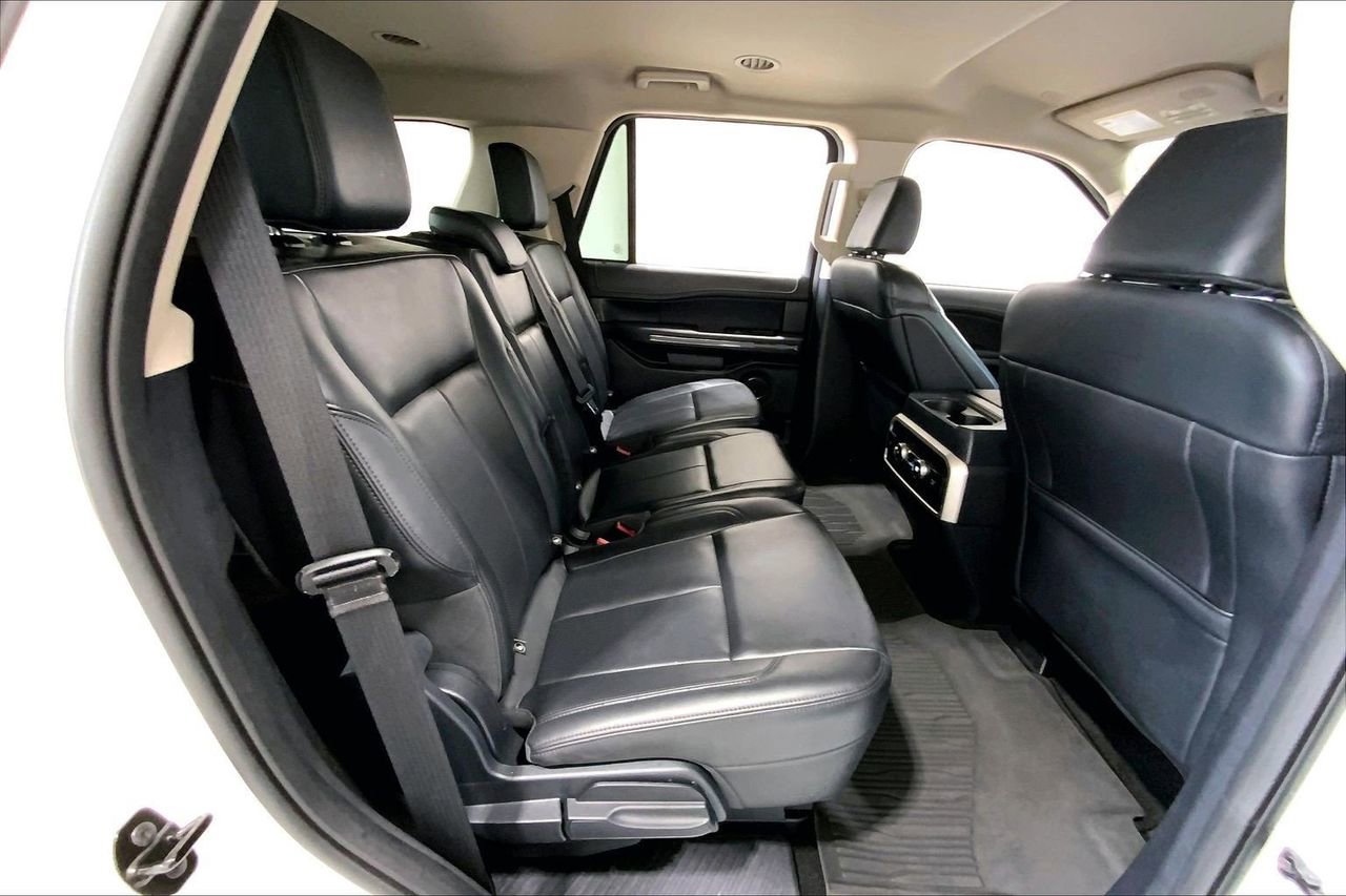 Certified 2024 Ford Expedition XLT RWD image 20