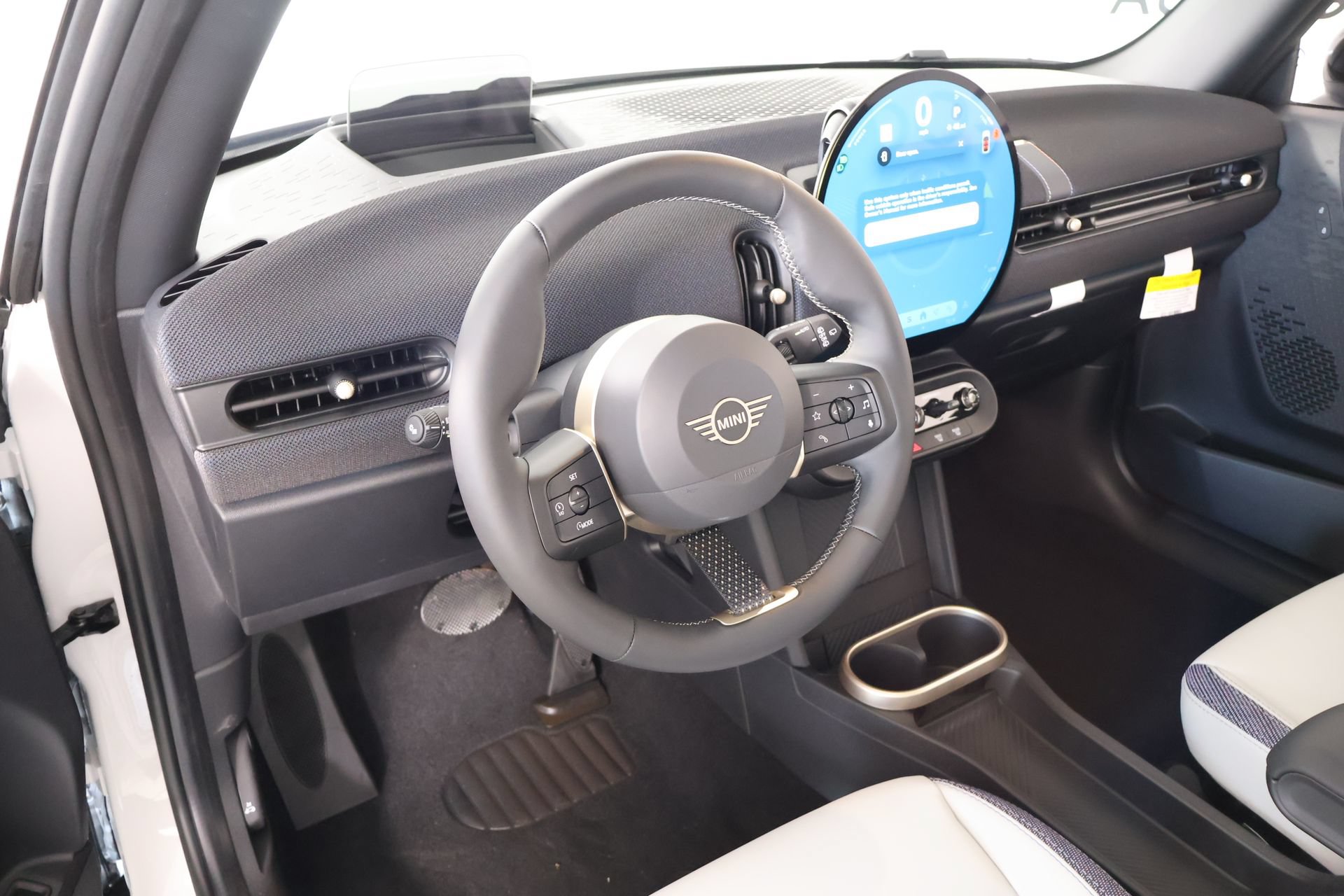 New 2026 MINI Cooper 2-Door Hardtop FWD image 2