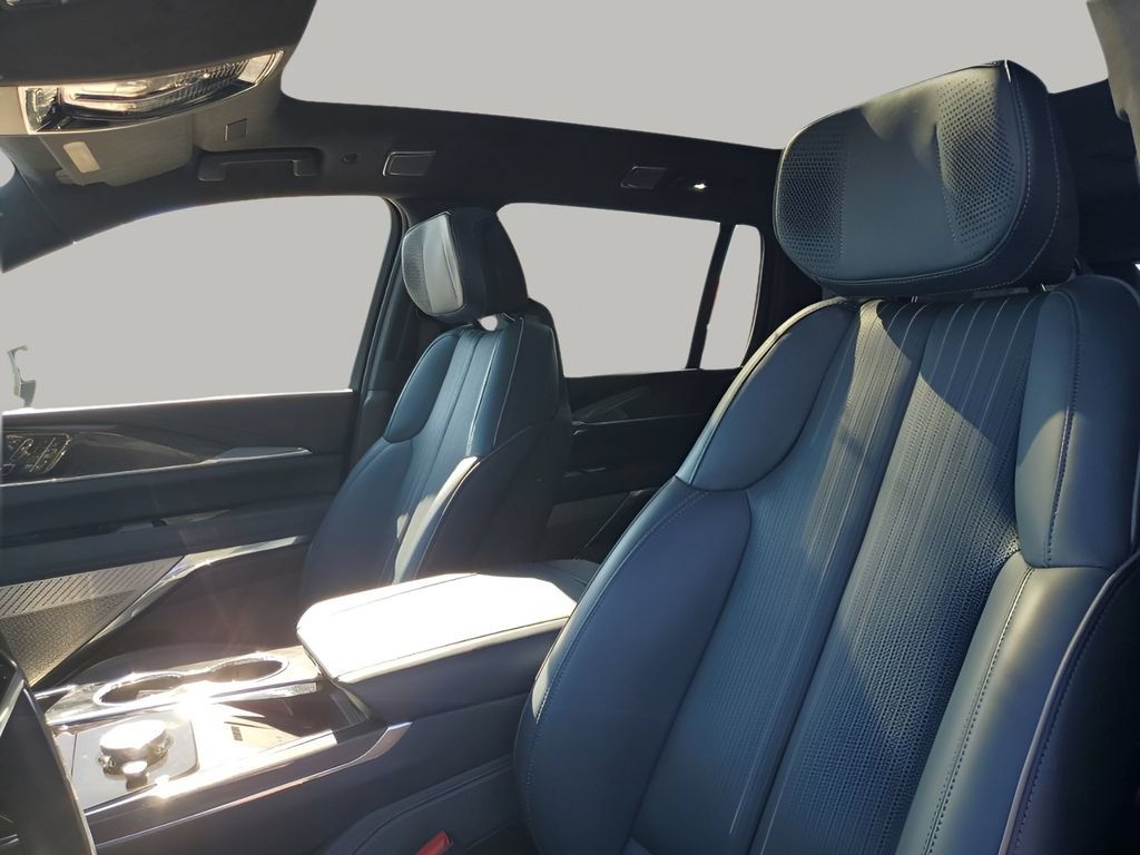 New 2025 Cadillac Escalade IQ Sport 2 AWD/4WD image 32