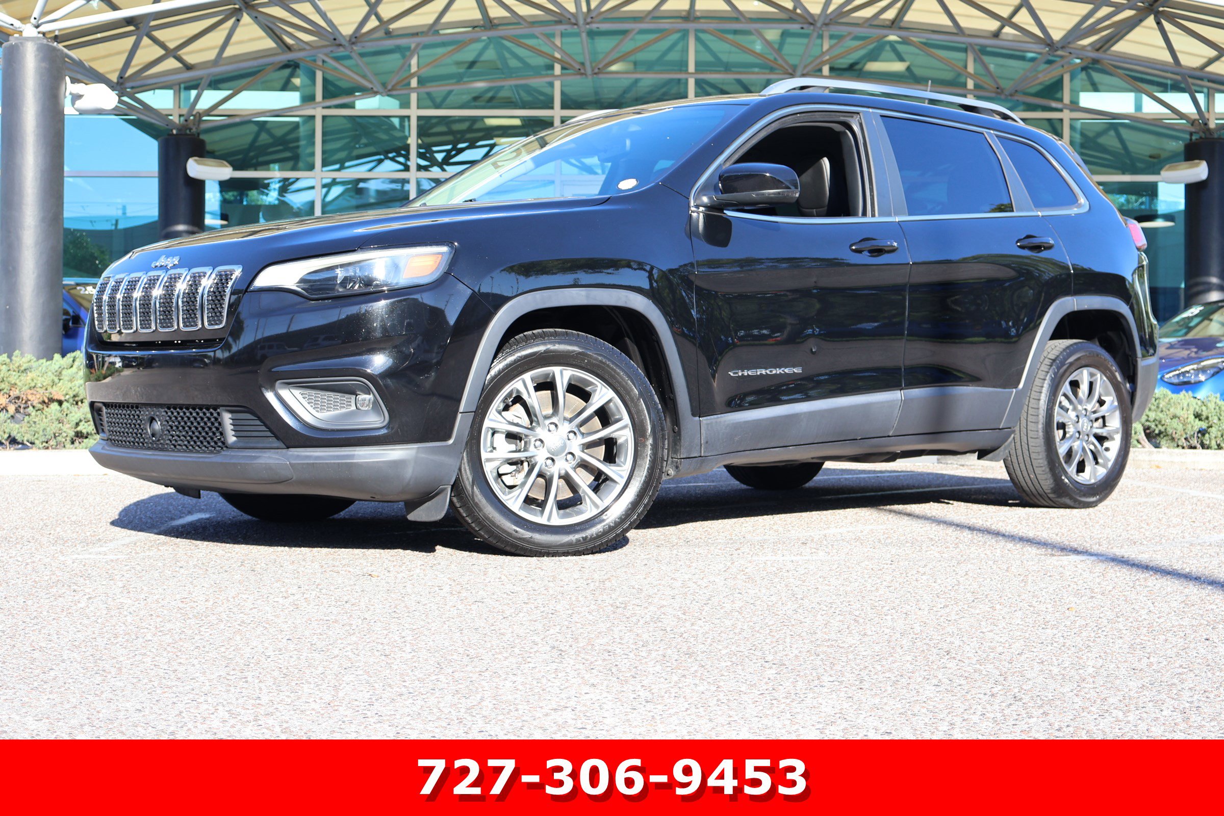 Used 2021 Jeep Cherokee Latitude Lux w/ Comfort/Convenience Group