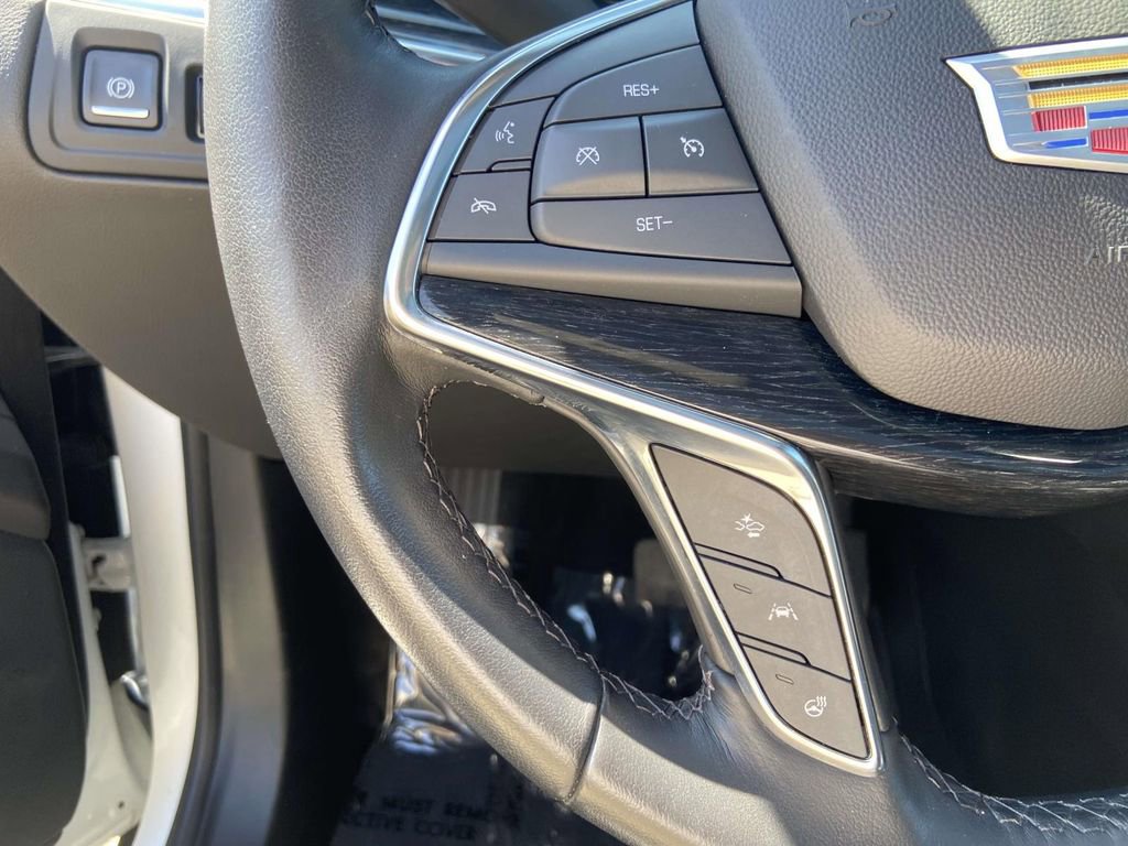 Certified 2023 Cadillac XT5 Premium Luxury FWD image 22