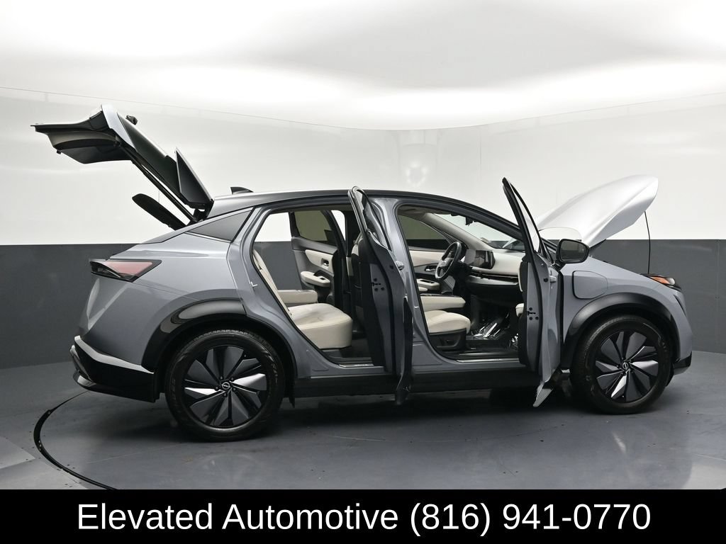 Certified 2024 Nissan Ariya AWD image 38