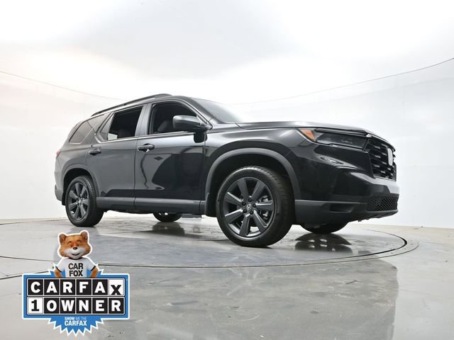 Used 2025 Honda Pilot Sport image 27