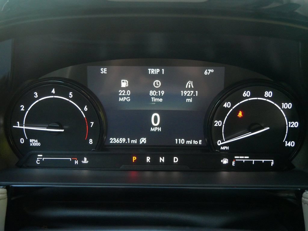 Used 2021 Lincoln Corsair AWD w/ Equipment Group 101A image 29