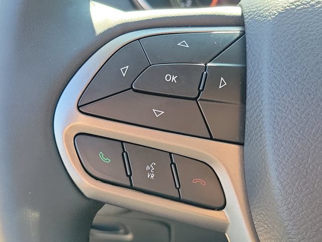 Used 2021 Jeep Cherokee Latitude Lux w/ Comfort/Convenience Group AWD/4WD image 12