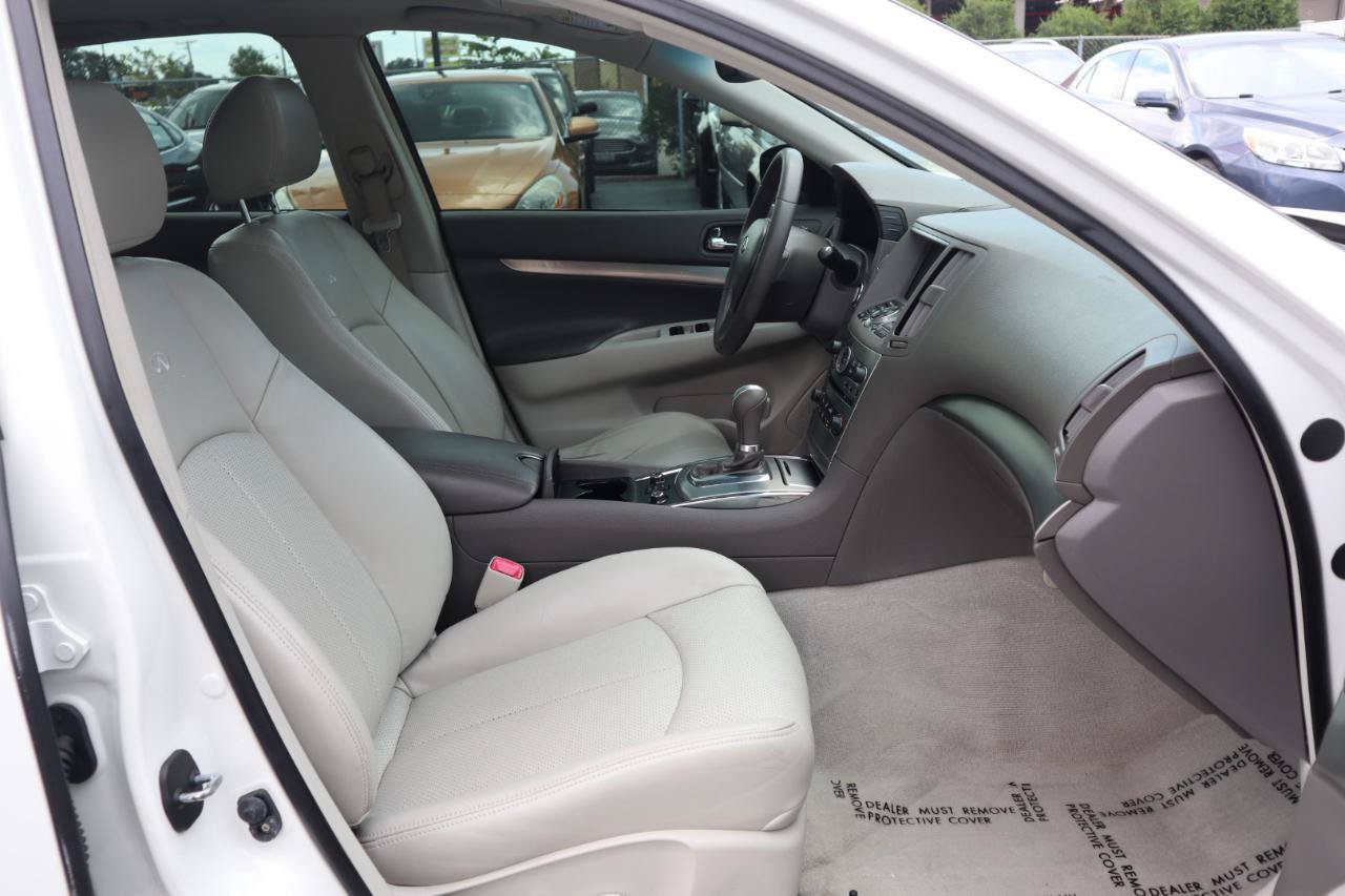 Used 2011 INFINITI G25 x w/ Moonroof Pkg AWD/4WD image 9