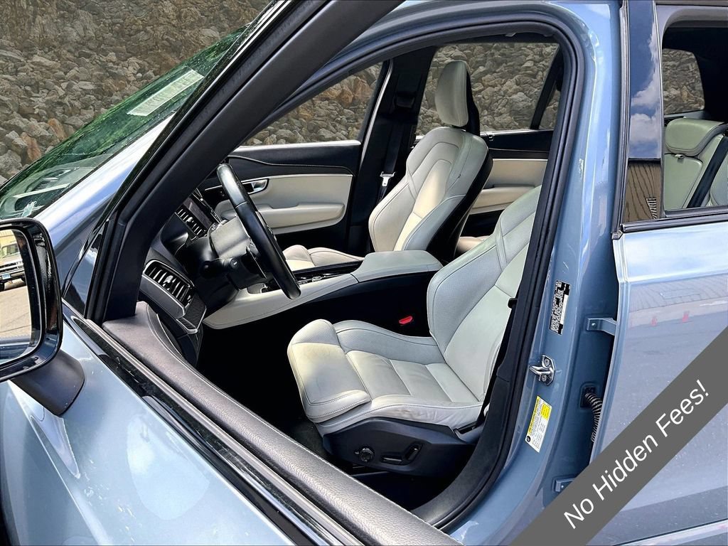 Used 2020 Volvo XC90 T5 R-Design AWD/4WD image 19