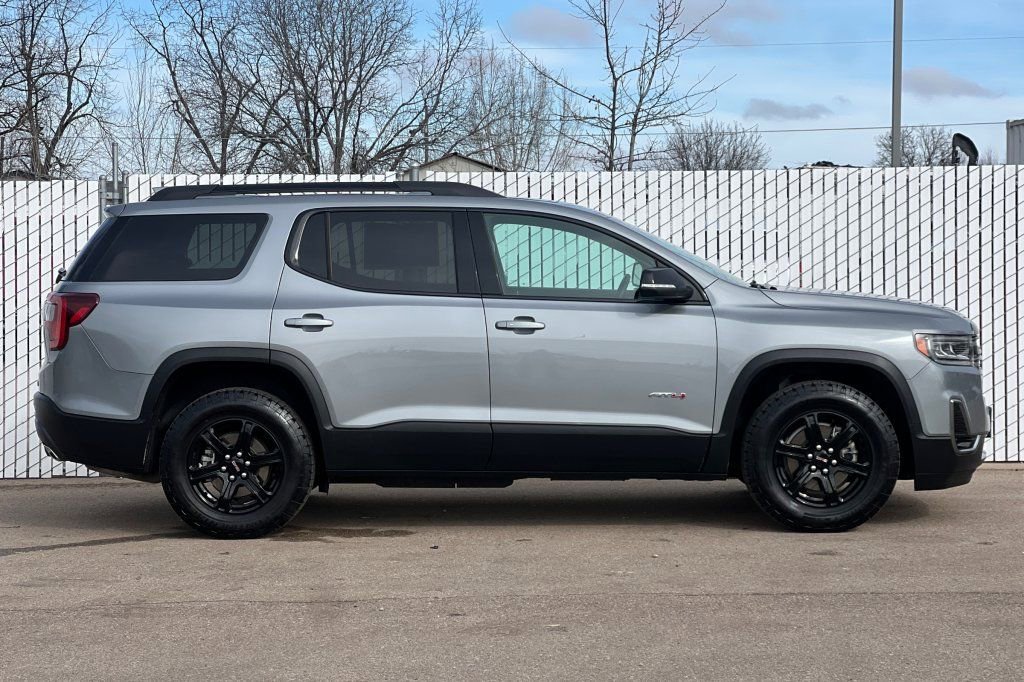 Certified 2023 GMC Acadia AT4 w/ Preferred Package image 3