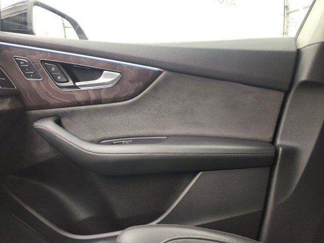 Used 2019 Audi Q8 Prestige image 73