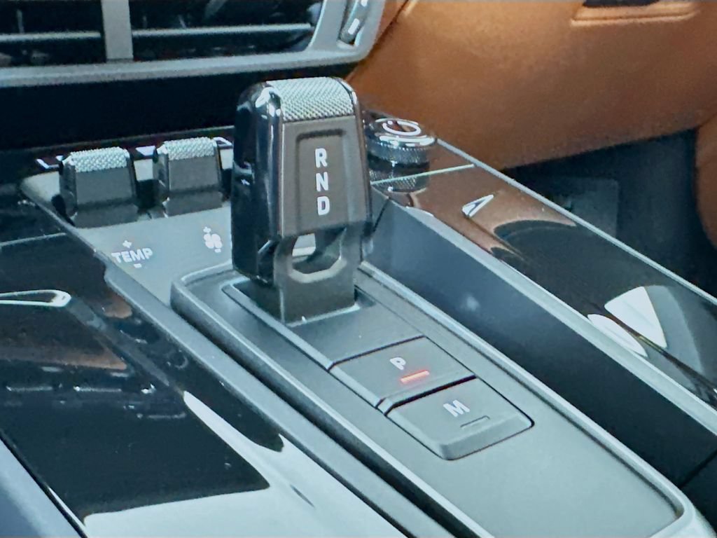 Certified 2026 Porsche 911 Targa 4 GTS AWD/4WD image 18