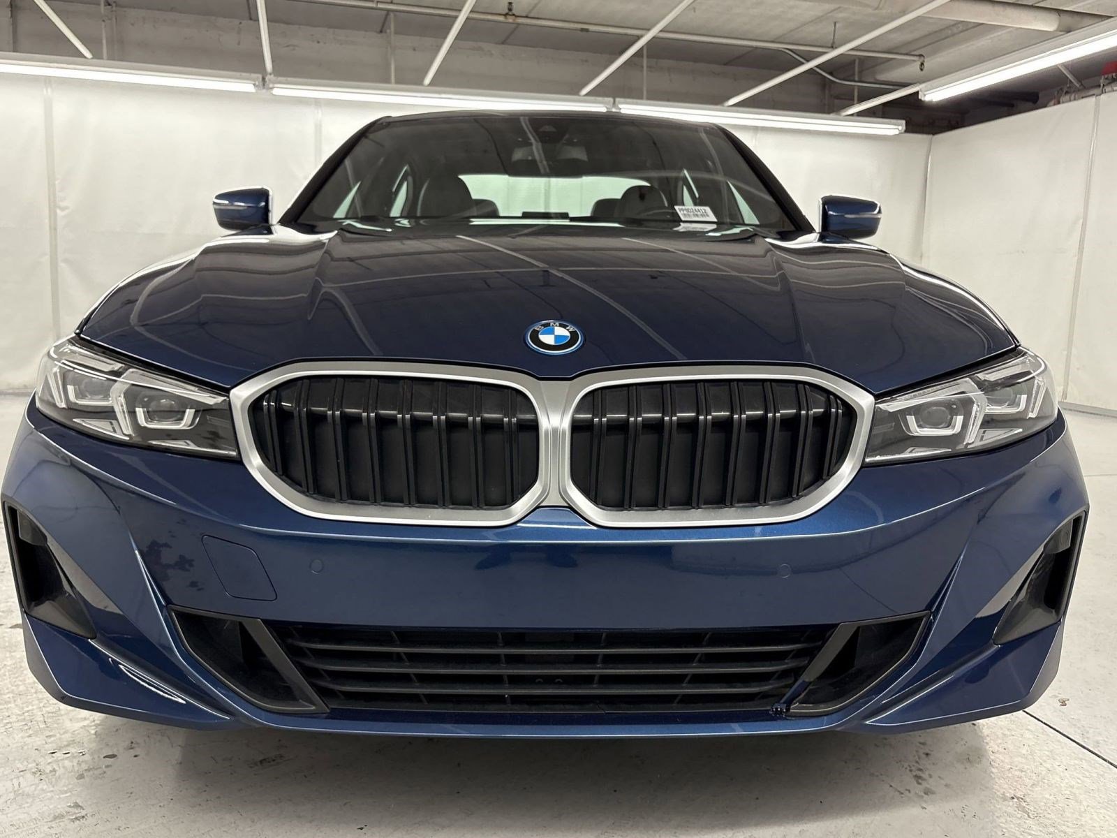 Used 2023 BMW 330e w/ Premium Package RWD image 4