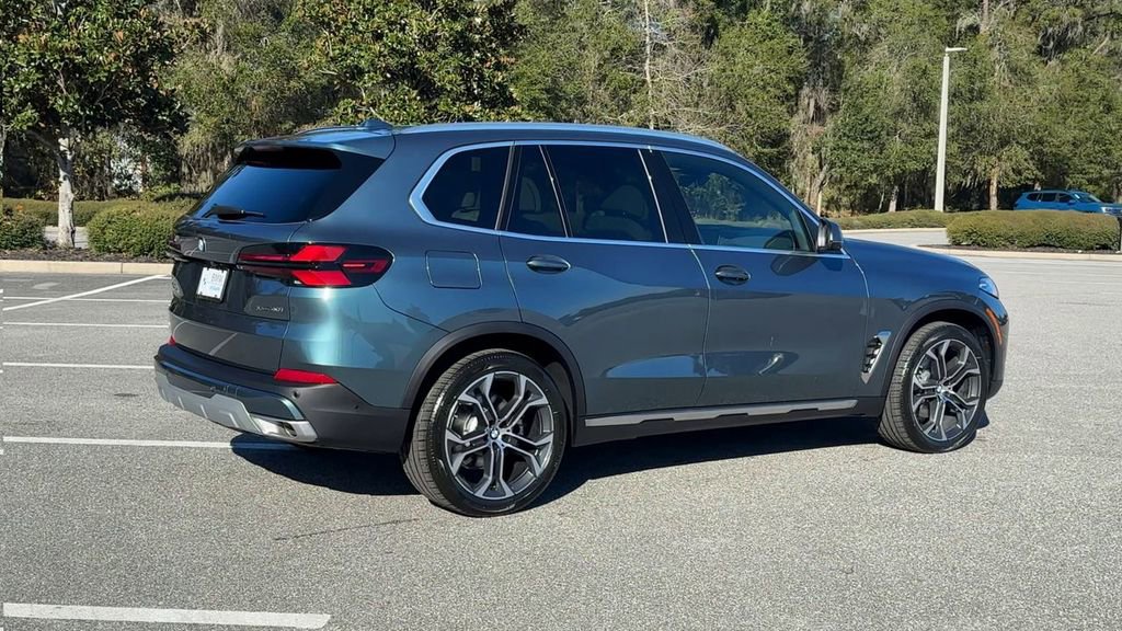 New 2026 BMW X5 xDrive40i w/ Climate Comfort Package image 8