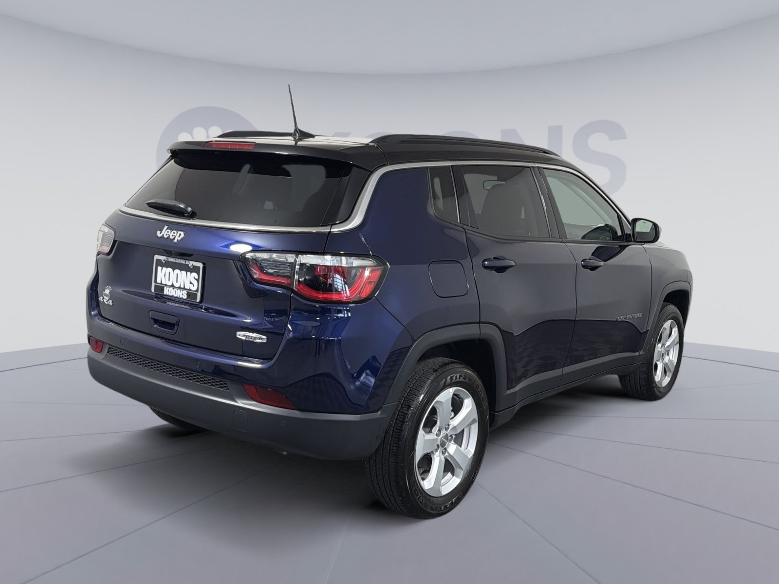 Used 2019 Jeep Compass Latitude w/ Popular Equipment Group AWD/4WD image 7