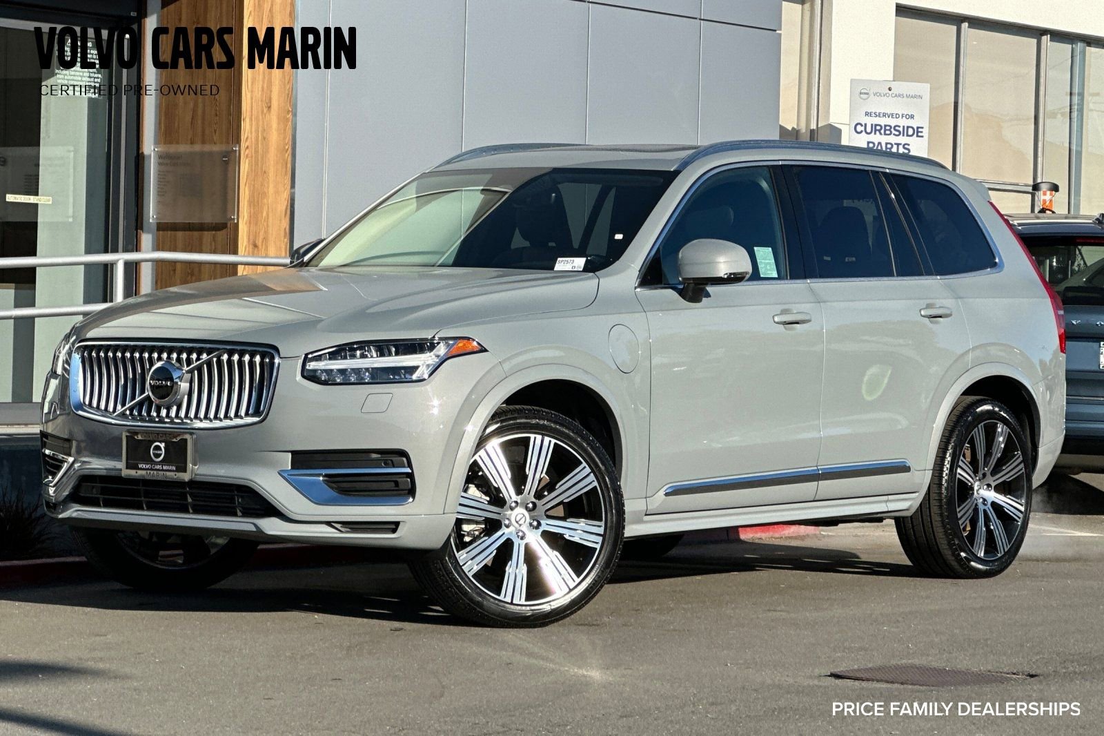Used 2025 Volvo XC90 T8 Core w/ Climate Package video 1