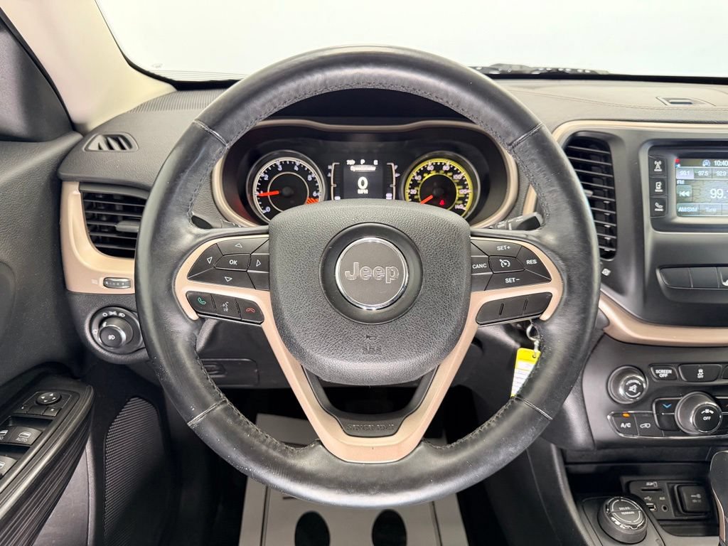 Used 2014 Jeep Cherokee Latitude w/ Cold Weather Group AWD/4WD image 13