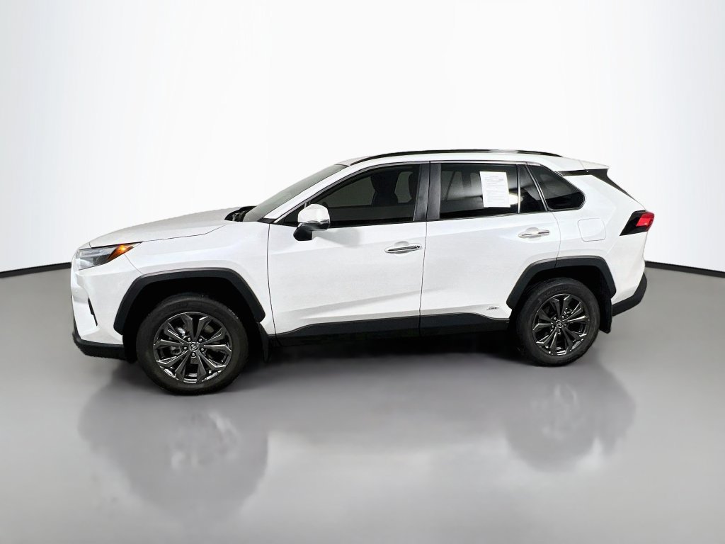 Used 2025 Toyota RAV4 Limited AWD/4WD image 6