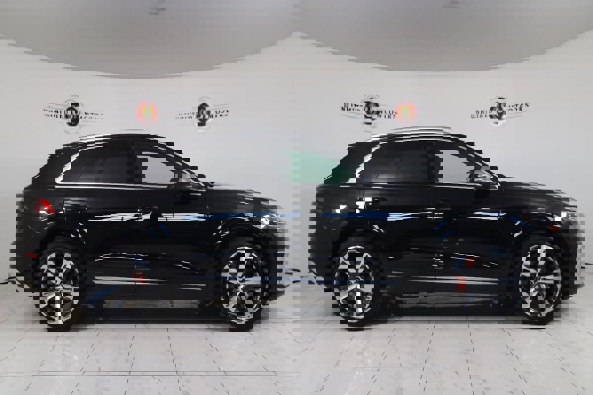 Used 2024 Audi SQ8 Premium Plus image 2